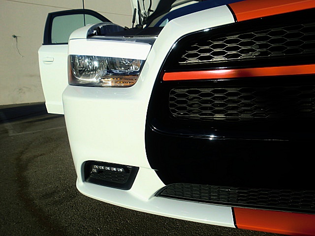 ChargerWhite2011/25v42.JPG