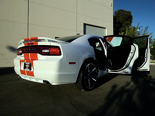 ChargerWhite2011/25v46.JPG