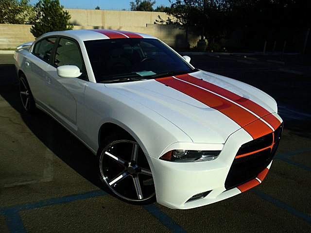 ChargerWhite2011/25v46.JPG