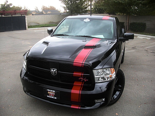 DECALS/StripesMoparTk6.JPG