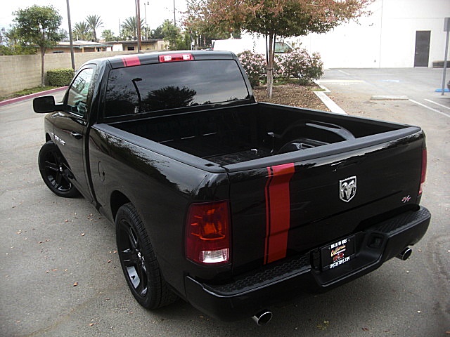 DECALS/StripesMoparTk6.JPG