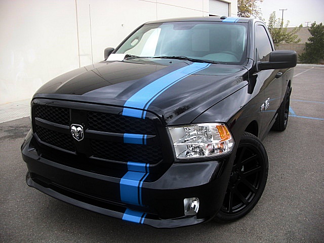 DECALS/StripesMoparTk6.JPG