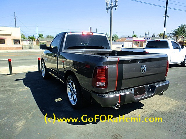 DECALS/stripesRamTk14.JPG