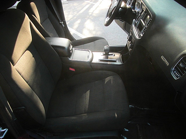 Interiors/IntBlk8spd2.JPG