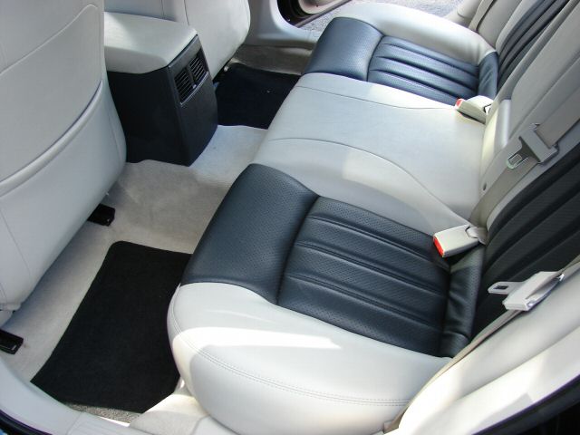 Interiors/matsDUB1.jpg