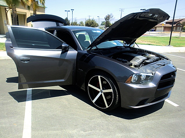 RT11to14chargerGray/12a34.JPG