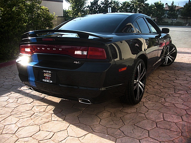 RTchar13blkBase/25c24.JPG