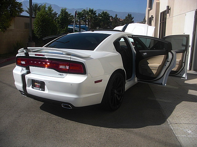 RTchargerWhite13/25a41.JPG
