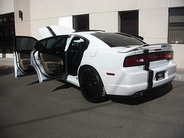 RTchargerWhite13/25a41.JPG