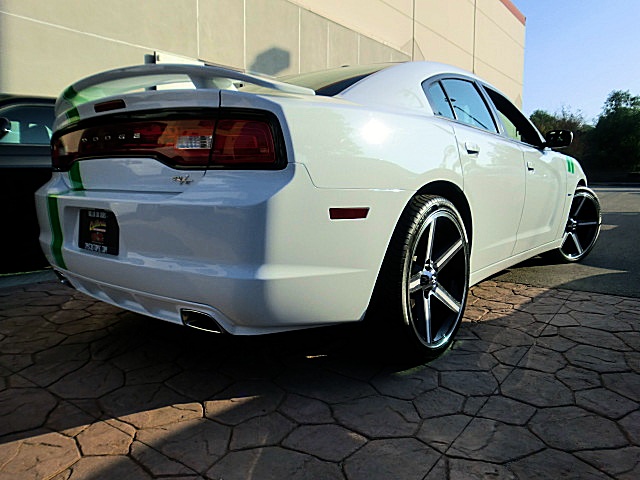 RTchargerWhite13/26a44.JPG