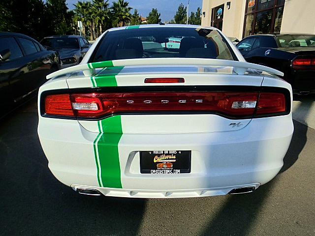 RTchargerWhite13/26a44.JPG