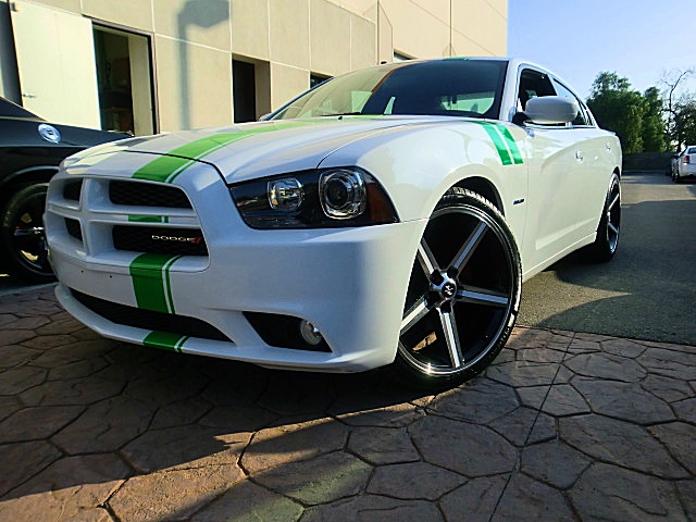 RTchargerWhite13/26a44.JPG