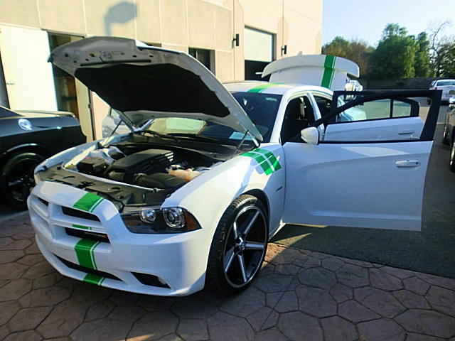 RTchargerWhite13/26a44.JPG