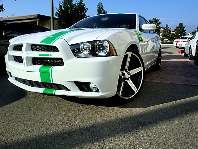 RTchargerWhite13/26a44.JPG