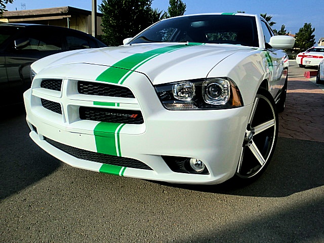 RTchargerWhite13/26a44.JPG