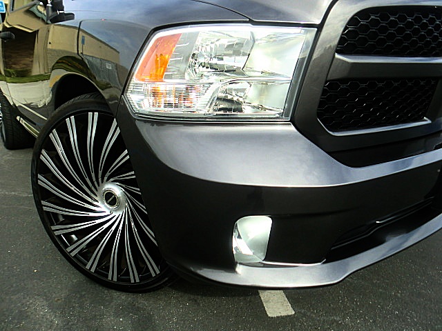 RamGrayRegCab/2a17.JPG