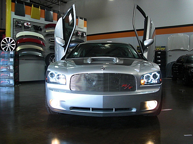 SHOWROOMCARS/17aa.JPG