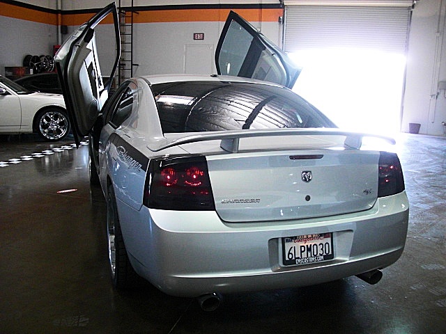 SHOWROOMCARS/17aa.JPG