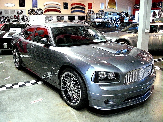 SHOWROOMCARS/new130.jpg