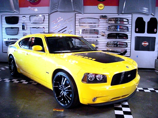 SHOWROOMCARS/new4a.jpg