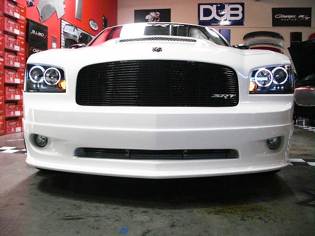 SHOWROOMCARS/new76s.jpg