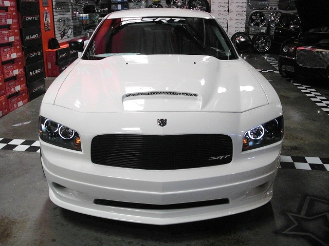 SHOWROOMCARS/new80s.jpg