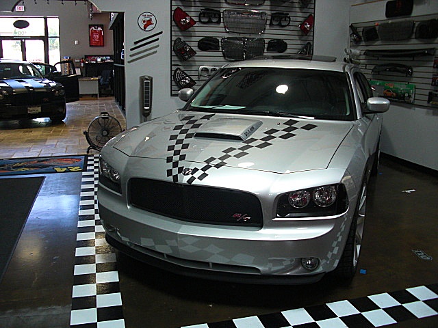 SHOWROOMCARS/store5aa.JPG
