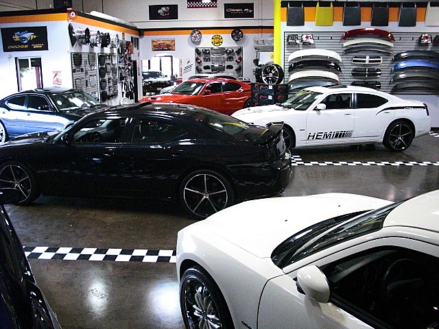 SHOWROOMCARS/store9nw.JPG