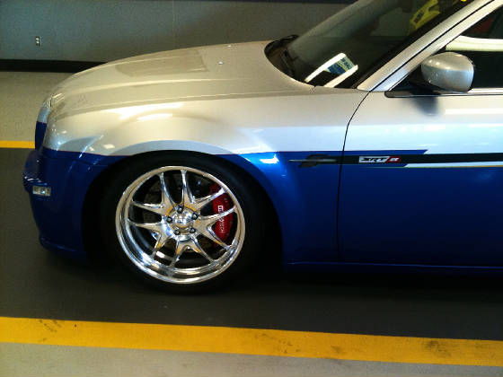 SRT8Custom300/226.JPG