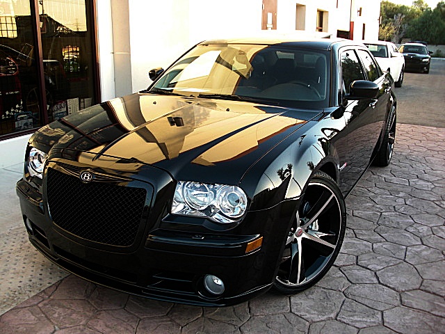 SRT8black300/1b147.JPG