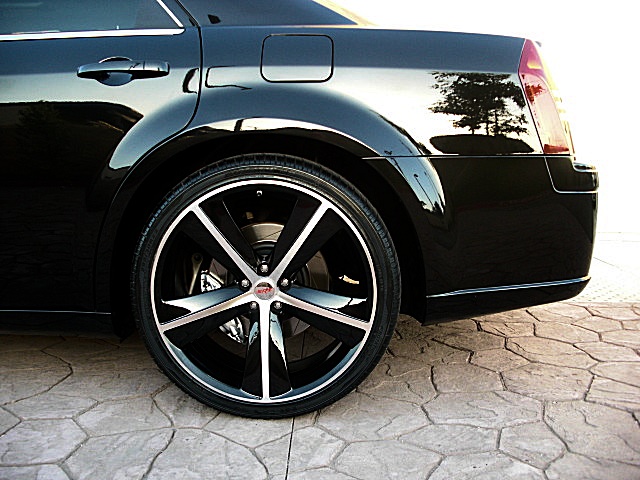 SRT8black300/1b165.JPG