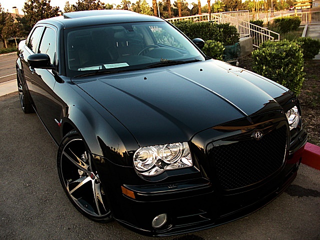 SRT8black300/1b147.JPG