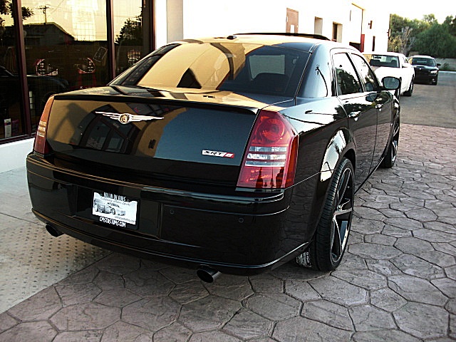 SRT8black300/1b167.JPG