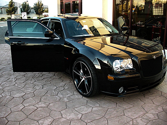 SRT8black300/1b167.JPG