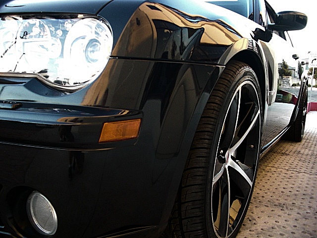 SRT8black300/1b165.JPG