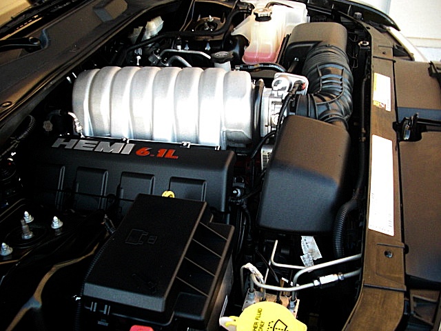 SRT8black300/1b172.JPG