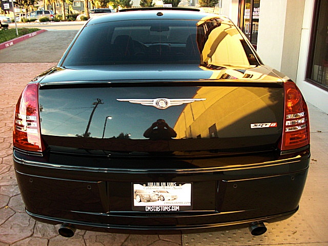 SRT8black300/1x42.JPG