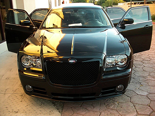 SRT8black300/1x42.JPG