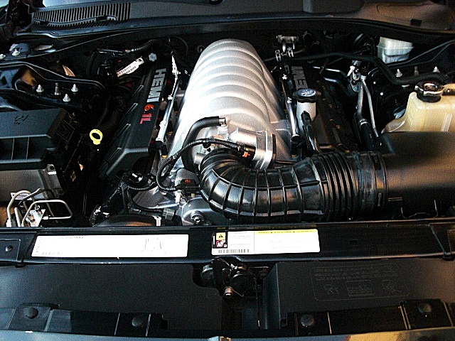 SRT8black300/1x55.JPG