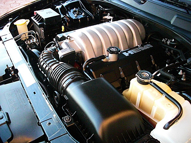 SRT8black300/1x55.JPG