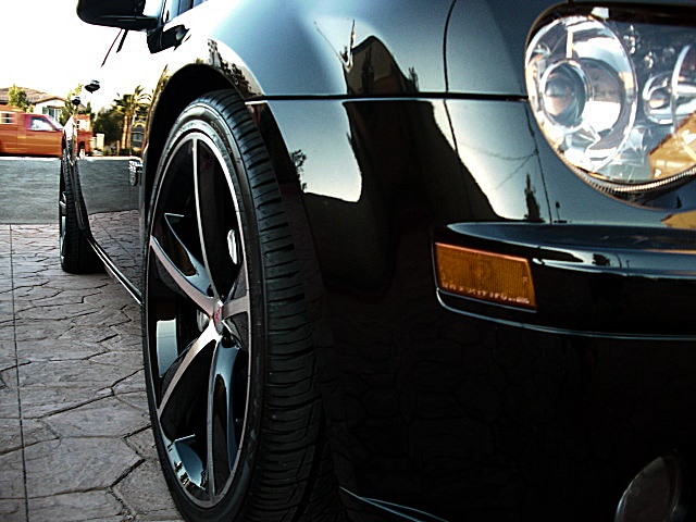 SRT8black300/2a36.JPG