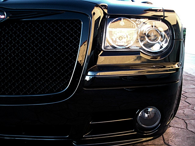 SRT8black300/2a36.JPG