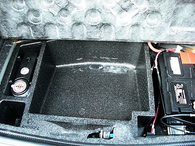 SRT8black300/new0104.JPG