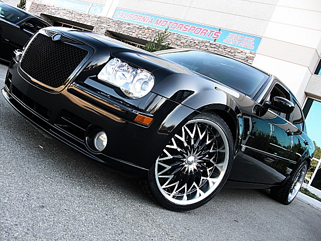 SRT8black300/new064.JPG