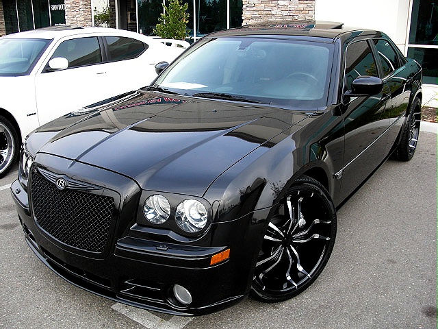 SRT8black300/new10h.jpg