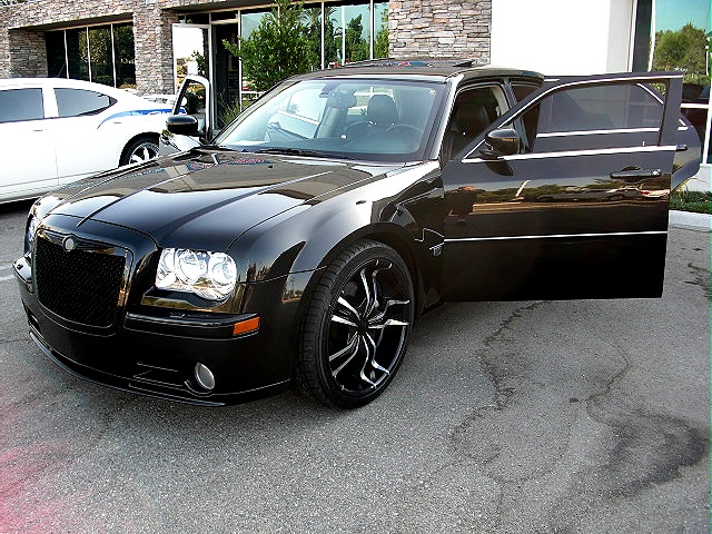 SRT8black300/new2025.jpg