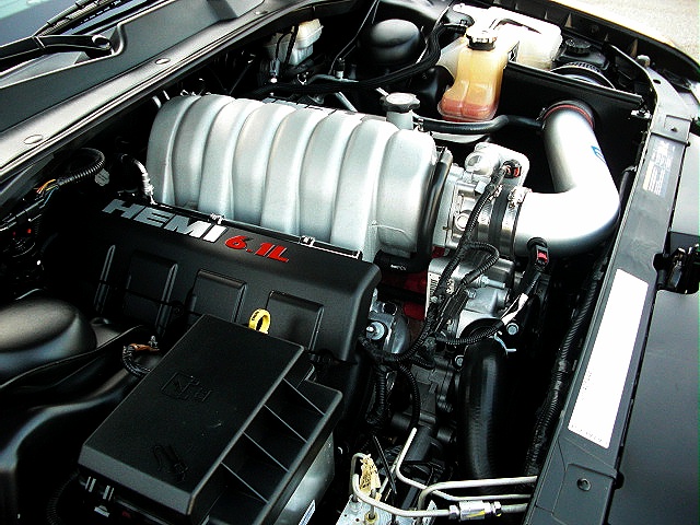 SRT8black300/new2038.jpg