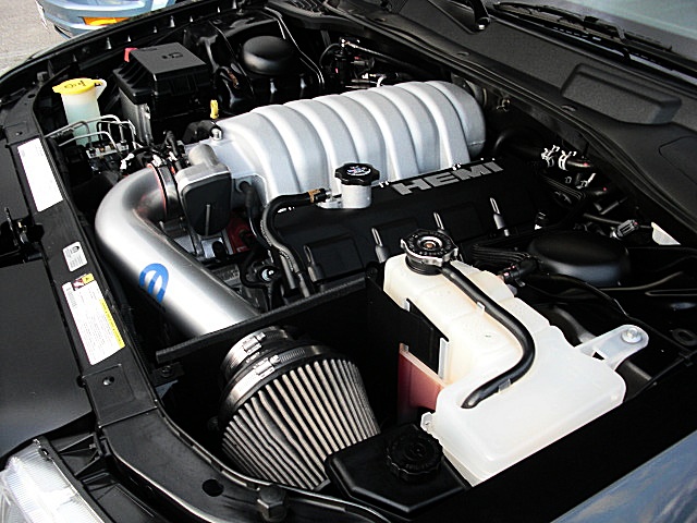 SRT8black300/new929.JPG