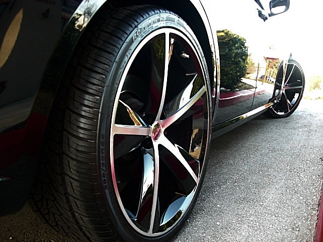 SRT8magBlk/1q42.JPG