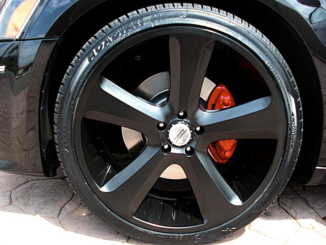 SRT8magBlk/1w56.JPG